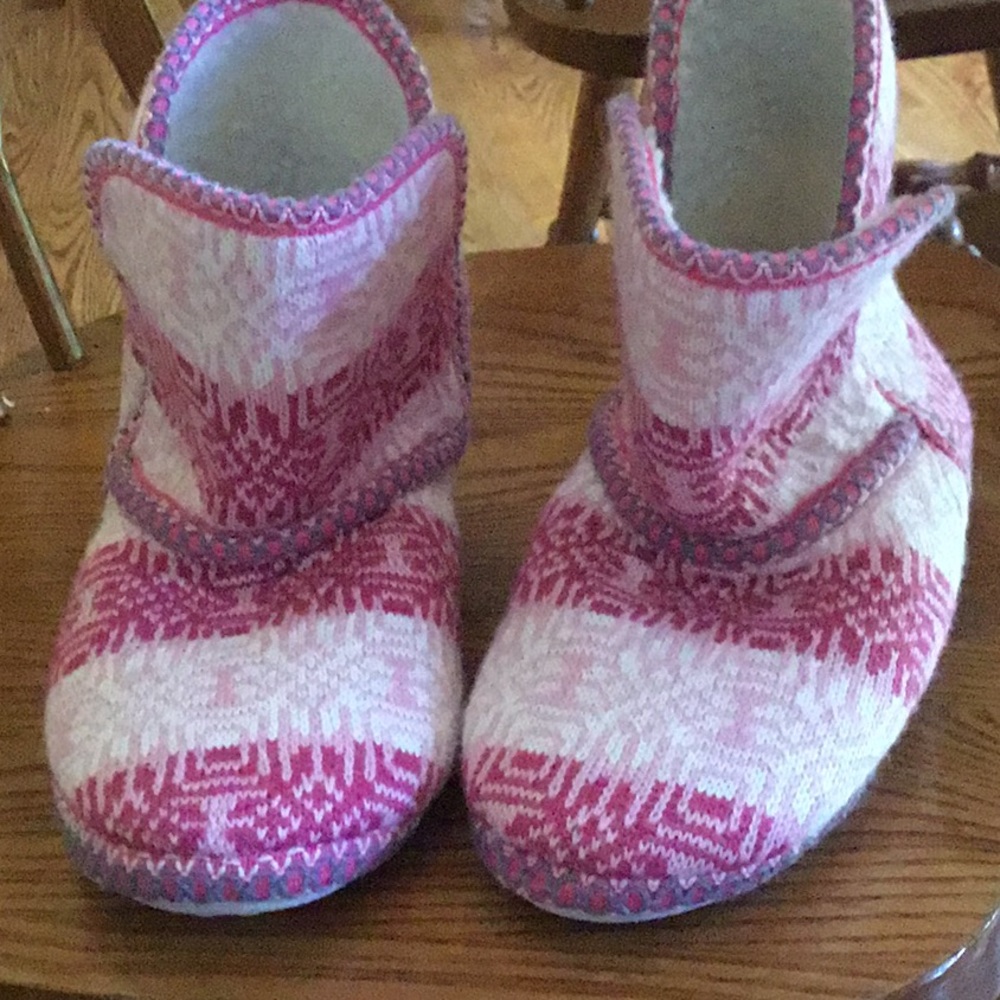 Ladies slippers